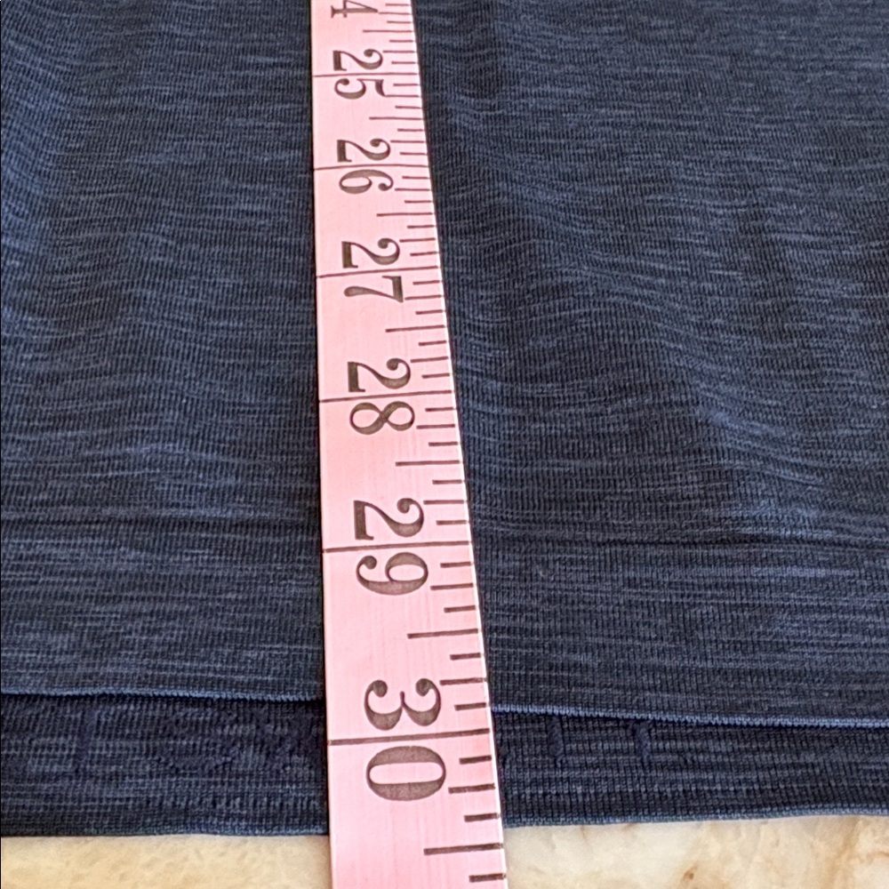 Men’s Lululemon long sleeve performance T shirt. - Picture 13 of 16